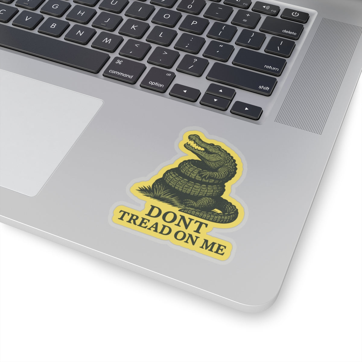 Don't Tread On Me Alligator Sticker — Patriotic Vintage Gadsden-Style Vinyl Kiss-Cut